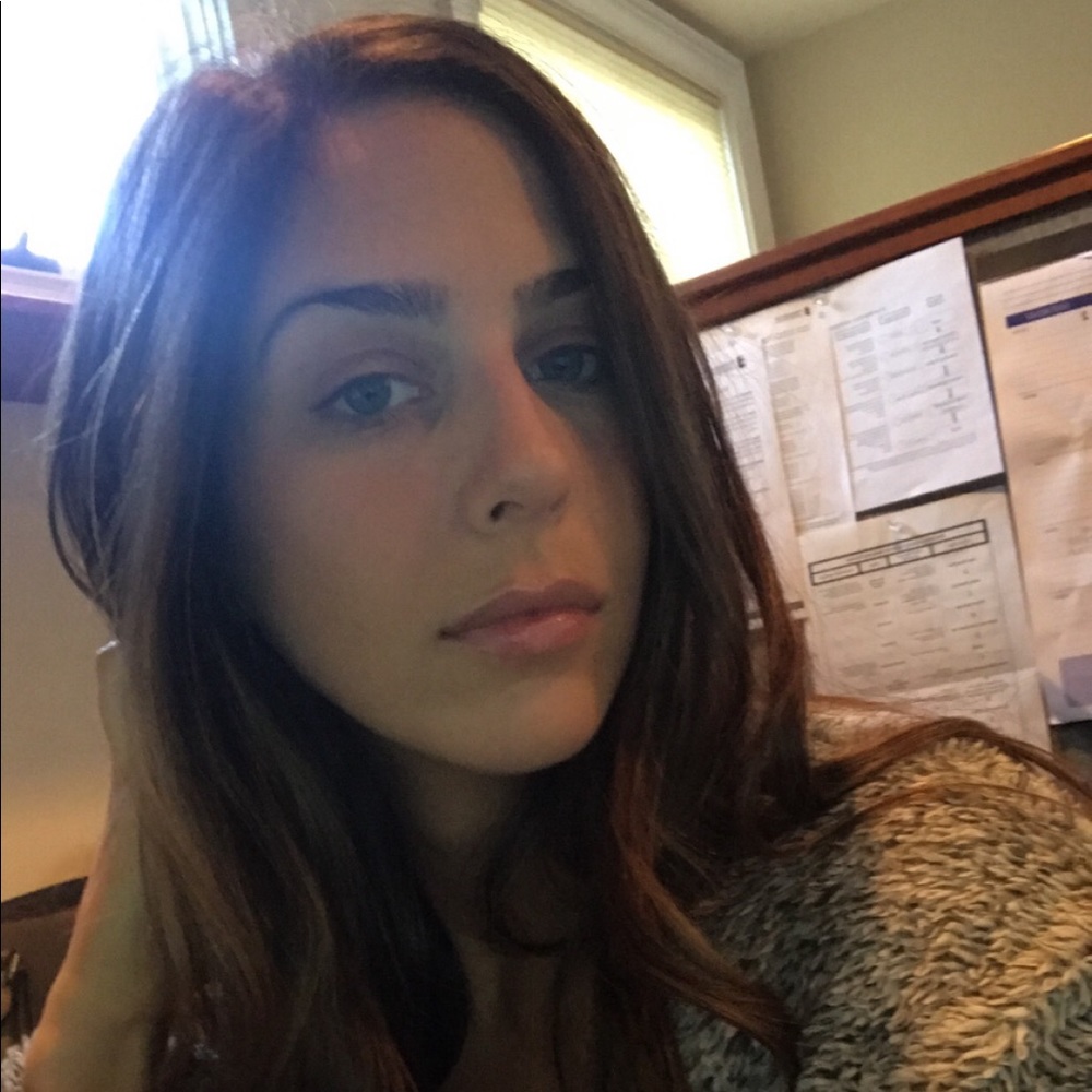 Meet your Posher, Kelly